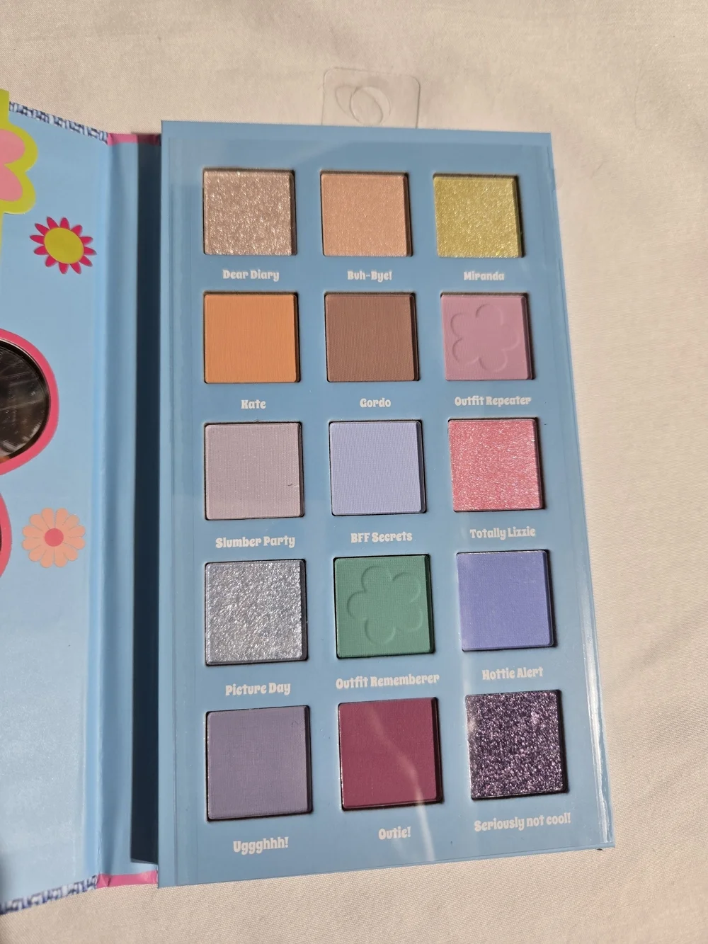 NWT Profusion Lizzie McGuire Dear Diary Eyeshadow Palette 15 Shades Y2K Makeup